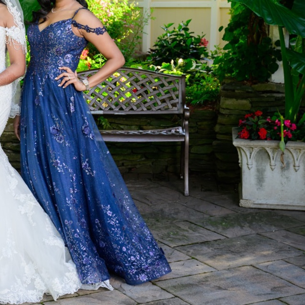 Blue dress